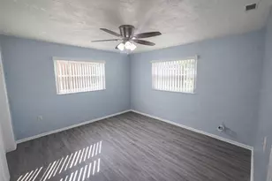 6480 31st Terrace N, Saint Petersburg, FL 33710 - Photo 17