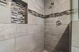 9901 Bay Dr, Gibsonton, FL 33534 - Photo 27