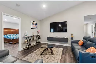 9901 Bay Drive, Gibsonton, FL 33534 - Photo 15