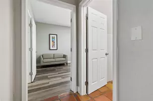 9901 Bay Dr, Gibsonton, FL 33534 - Photo 35