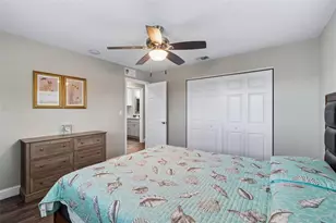 9901 Bay Dr, Gibsonton, FL 33534 - Photo 25