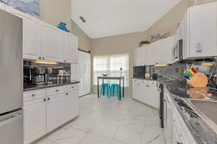 1194 Royal Blvd, Palm Harbor, FL 34684 - Photo 11