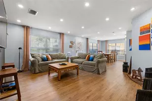 3852 Mandalay Dr, Saint Petersburg, FL 33705 - Photo 3