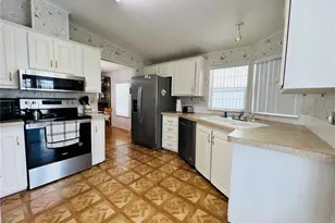 1500 County Rd 1, Dunedin, FL 34698 - Photo 11