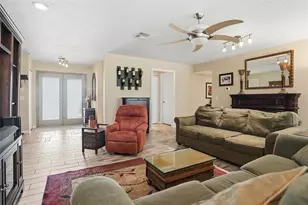 2658 Royal Ridge Dr, Spring Hill, FL 34606 - Photo 3