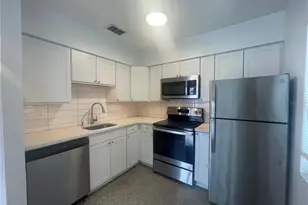 902 S Bruce St, Tampa, FL 33606 - Photo 7