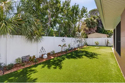 5723 1st Street NE, Saint Petersburg, FL 33703 - Photo 21