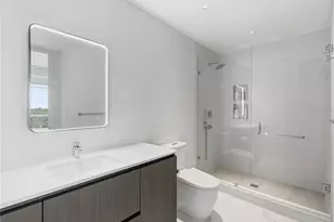 1020 Sunset Point Rd, Clearwater, FL 33755 - Photo 19