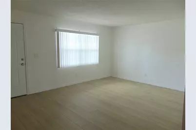 9119 Tudor Drive #E102, Tampa, FL 33615 - Photo 3