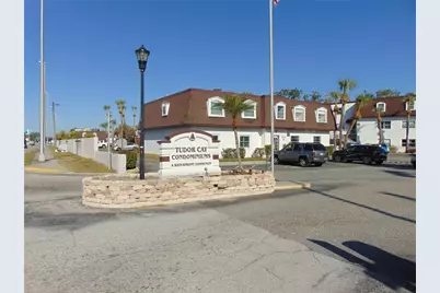 9119 Tudor Drive #E102, Tampa, FL 33615 - Photo 1