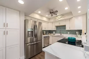 1401 Gulf Blvd, Clearwater Beach, FL 33767 - Photo 11