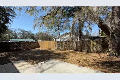 3602 Tamarix Drive, Tampa, FL 33619 - Photo 15