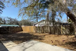 3602 Tamarix Dr, Tampa, FL 33619 - Photo 15