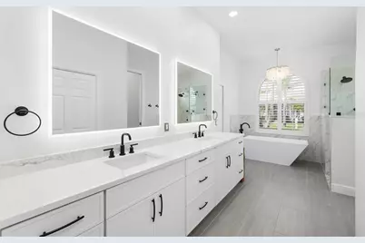 9810 Compass Point Way, Tampa, FL 33615 - Photo 29