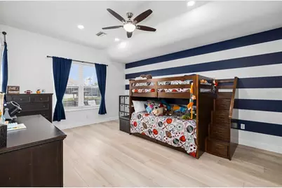 9810 Compass Point Way, Tampa, FL 33615 - Photo 37