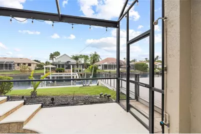 9810 Compass Point Way, Tampa, FL 33615 - Photo 47