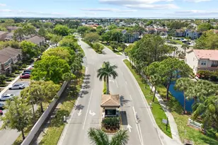 9810 Compass Point Way, Tampa, FL 33615 - Photo 71