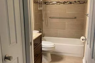 5980 Terrace Park Dr N, Saint Petersburg, FL 33709 - Photo 19