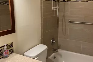 5980 Terrace Park Dr N, Saint Petersburg, FL 33709 - Photo 21