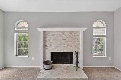 11808 Skylake Place #D, Temple Terrace, FL 33617 - Photo 9