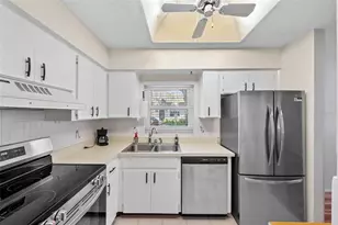 2367 Maben Cir, Palm Harbor, FL 34683 - Photo 7