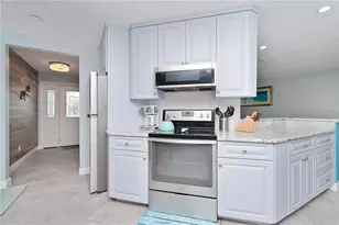 1250 Dinnerbell Ln E, Dunedin, FL 34698 - Photo 15