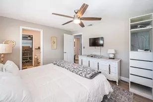 2180 Dolphin Blvd S, Saint Petersburg, FL 33707 - Photo 29