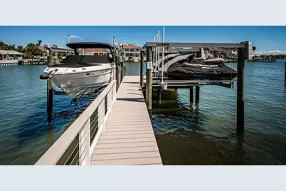 2180 Dolphin Boulevard S, Saint Petersburg, FL 33707 - Photo 45