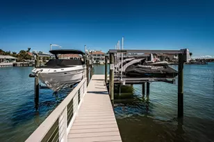 2180 Dolphin Blvd S, Saint Petersburg, FL 33707 - Photo 45