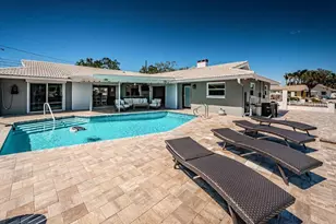 2180 Dolphin Blvd S, Saint Petersburg, FL 33707 - Photo 51