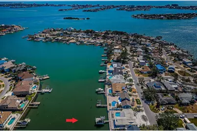 2180 Dolphin Boulevard S, Saint Petersburg, FL 33707 - Photo 3