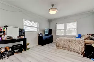 7321 Central Ave, Saint Petersburg, FL 33710 - Photo 17