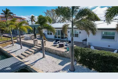 430 Palm Island SE, Clearwater Beach, FL 33767 - Photo 41