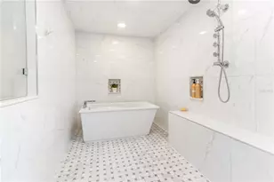 430 Palm Island SE, Clearwater Beach, FL 33767 - Photo 37