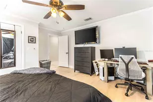 430 Palm Island SE, Clearwater Beach, FL 33767 - Photo 27
