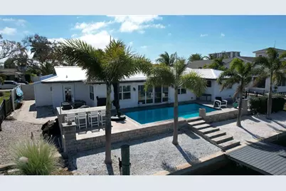 430 Palm Island SE, Clearwater Beach, FL 33767 - Photo 39