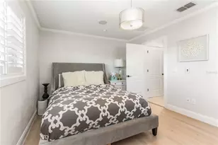 430 Palm Island SE, Clearwater Beach, FL 33767 - Photo 25