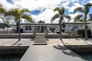 430 Palm Island SE, Clearwater Beach, FL 33767 - Photo 51