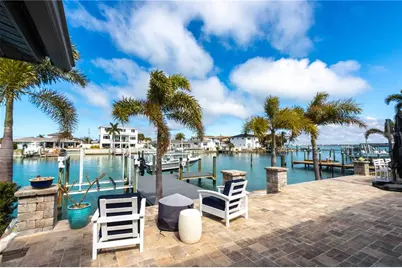 430 Palm Island SE, Clearwater Beach, FL 33767 - Photo 63