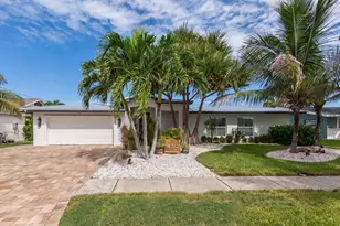 430 Palm Island SE, Clearwater Beach, FL 33767 - Photo 47