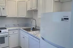 7425 Bay Island Dr S, South Pasadena, FL 33707 - Photo 9