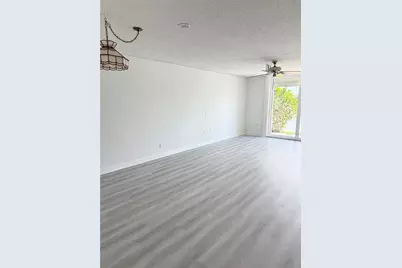 7425 Bay Island Drive S #103, South Pasadena, FL 33707 - Photo 5
