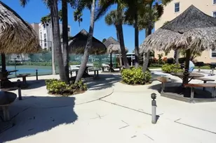 7425 Bay Island Dr S, South Pasadena, FL 33707 - Photo 25