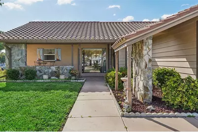 10660 41st Court N, Clearwater, FL 33762 - Photo 5