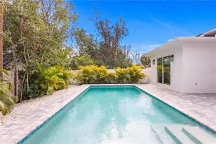 201 S Shade Ave, Sarasota, FL 34237 - Photo 51