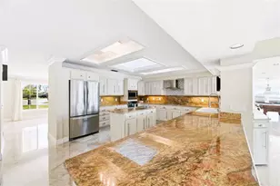 4201 45th St S, Saint Petersburg, FL 33711 - Photo 15