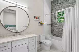 16204 Sierra De Avila, Tampa, FL 33613 - Photo 37