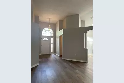 8928 Southbay Drive, Tampa, FL 33615 - Photo 3