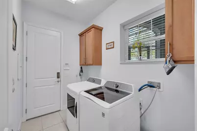 4916 Sevilla Shores Drive, Wimauma, FL 33598 - Photo 25