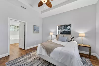 915 Regal Manor Way, Sun City Center, FL 33573 - Photo 13